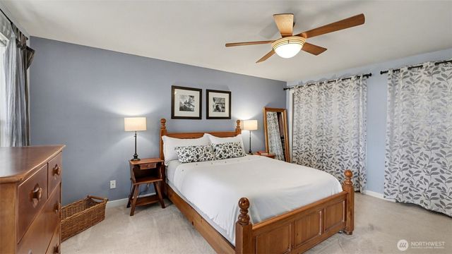 6209 144th Avenue NE, Redmond, WA 98052