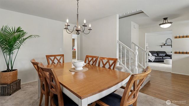 6209 144th Avenue NE, Redmond, WA 98052