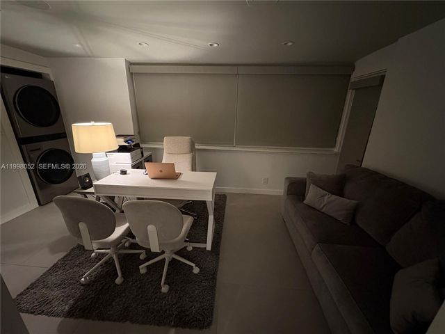 1205 NE 17th Ter, Fort Lauderdale, FL 33304