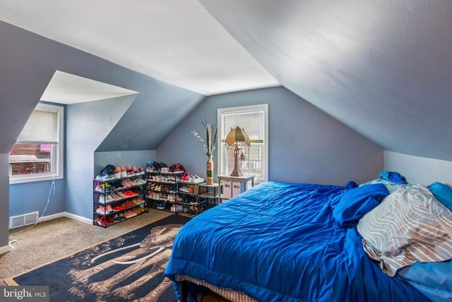 305 CHESTNUT AVE, Oaklyn, NJ 08107