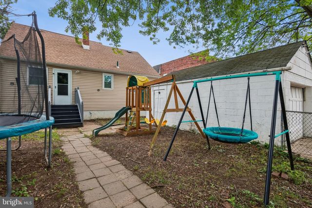 305 CHESTNUT AVE, Oaklyn, NJ 08107