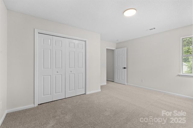 6907 Spandril Lane, Charlotte, NC 28215
