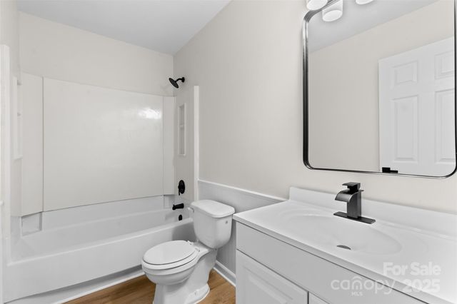 6907 Spandril Lane, Charlotte, NC 28215