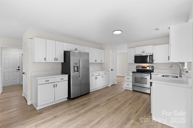 6907 Spandril Lane, Charlotte, NC 28215