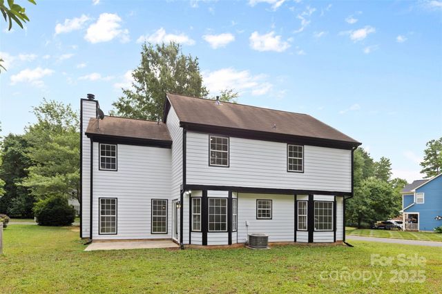 6907 Spandril Lane, Charlotte, NC 28215