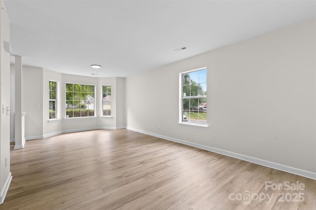 6907 Spandril Lane, Charlotte, NC 28215
