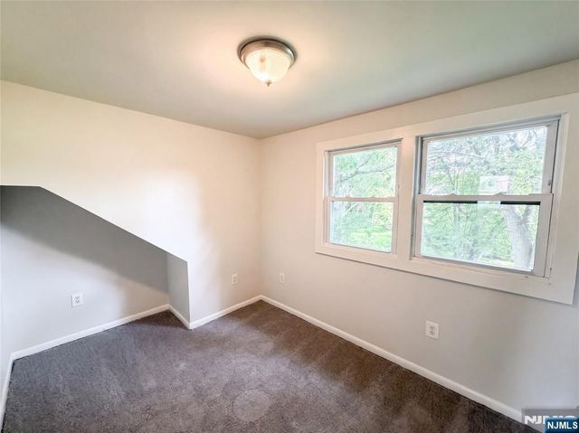 128 Catherine Avenue, Mahwah, NJ 07430