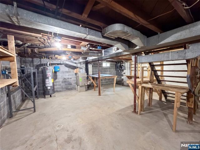 128 Catherine Avenue, Mahwah, NJ 07430