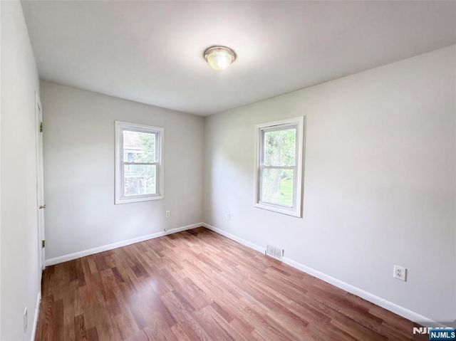 128 Catherine Avenue, Mahwah, NJ 07430