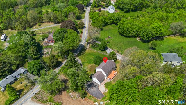52 Middle Road, Preston, CT 06365