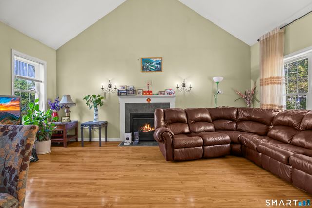 52 Middle Road, Preston, CT 06365