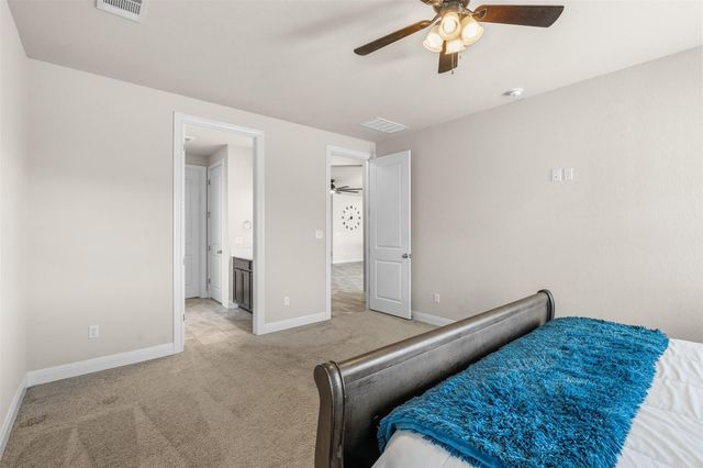 108 Round Valley CT, Liberty Hill, TX 78642