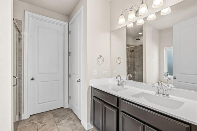 108 Round Valley CT, Liberty Hill, TX 78642