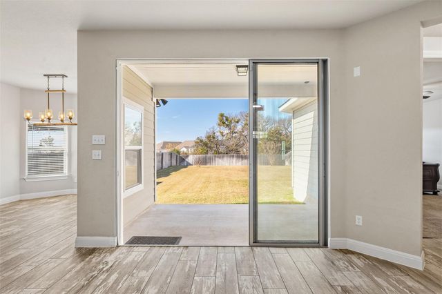 108 Round Valley CT, Liberty Hill, TX 78642