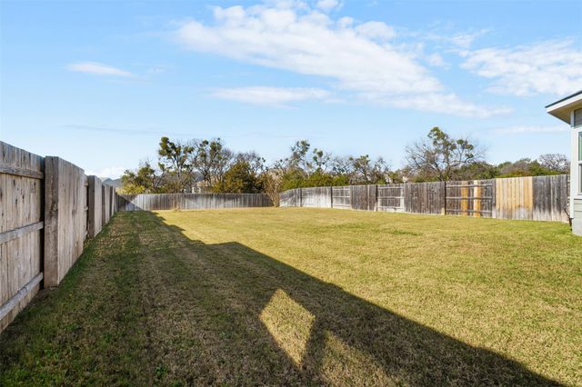 108 Round Valley CT, Liberty Hill, TX 78642