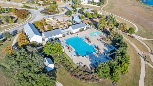 108 Round Valley CT, Liberty Hill, TX 78642