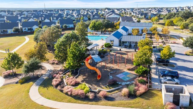 108 Round Valley CT, Liberty Hill, TX 78642