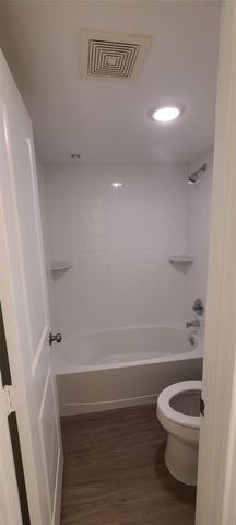 2800 Jeanetta Street 1209, Houston, TX 77063