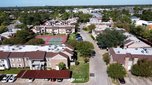 2800 Jeanetta Street 1209, Houston, TX 77063
