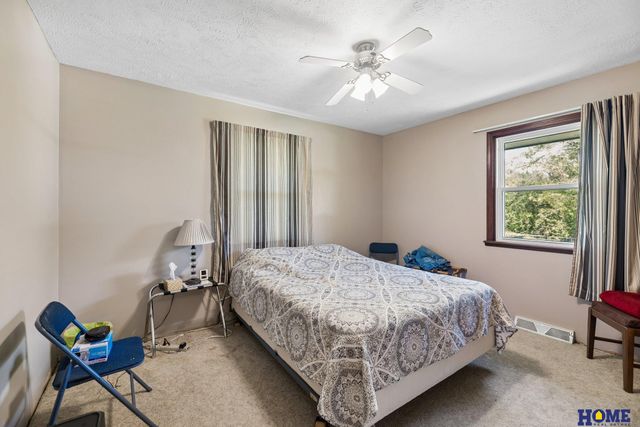 6191 N 14th Street, Lincoln, NE 68521