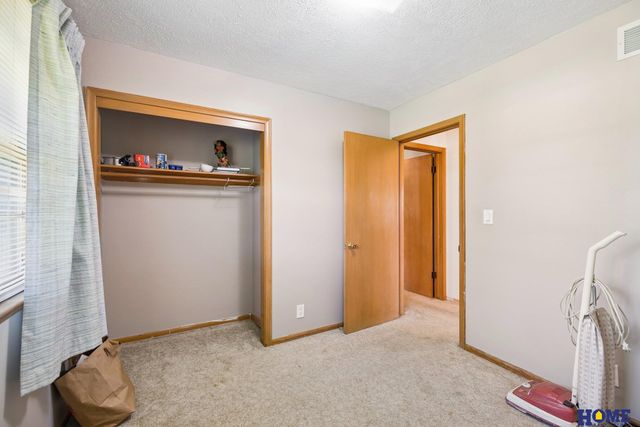 6191 N 14th Street, Lincoln, NE 68521