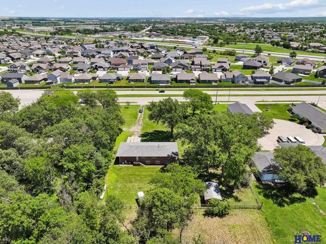 6191 N 14th Street, Lincoln, NE 68521