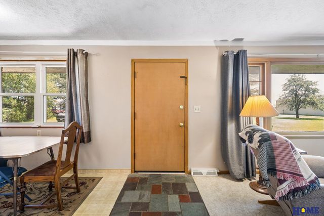 6191 N 14th Street, Lincoln, NE 68521