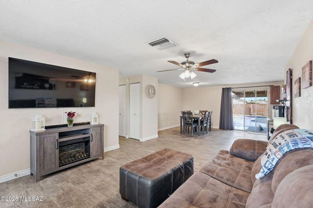 4540 W Mars Street, Tucson, AZ 85741
