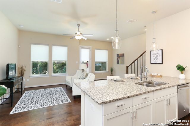 3831 Harry Wurzbach Rd Bldg 17, San Antonio, TX 78209