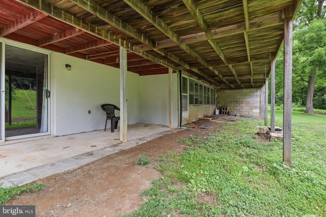 3362 MYERS SCHOOL RD, Red Lion, PA 17356