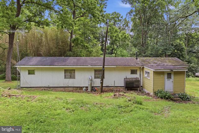 3362 MYERS SCHOOL RD, Red Lion, PA 17356