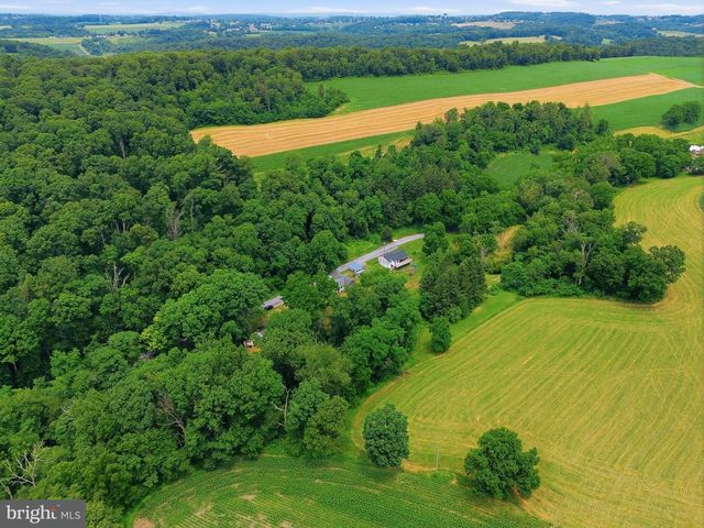 3362 MYERS SCHOOL RD, Red Lion, PA 17356