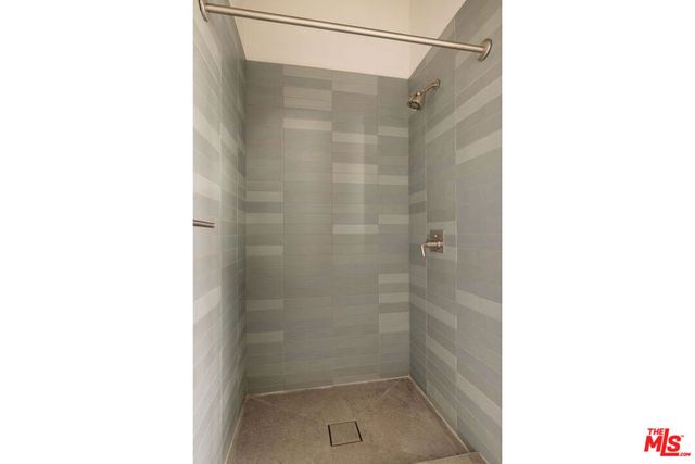 215 W 7th Street 1302, Los Angeles, CA 90014