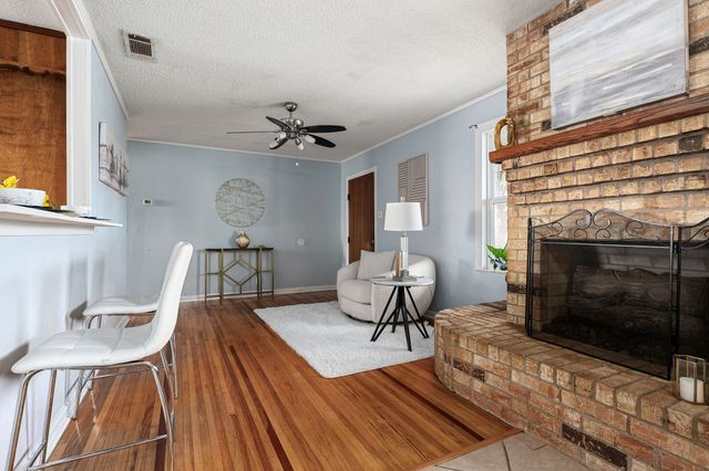 129 Collins Court, Blue Mound, TX 76131