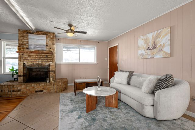 129 Collins Court, Blue Mound, TX 76131