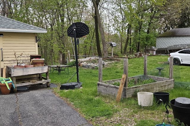 95 Cedar St, Framingham, MA 01702
