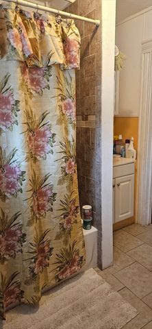 95 Cedar St, Framingham, MA 01702