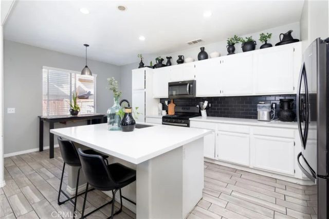 3893 Moravia Court, Perris, CA 92571