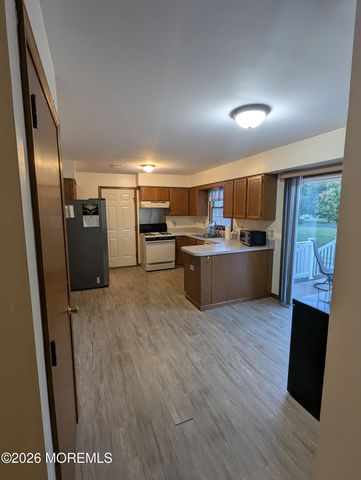314 Fieldcrest Drive, New Egypt, NJ 08533