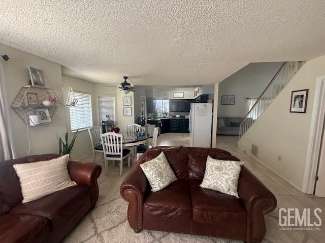 2700 Sunview Drive, Bakersfield, CA 93306