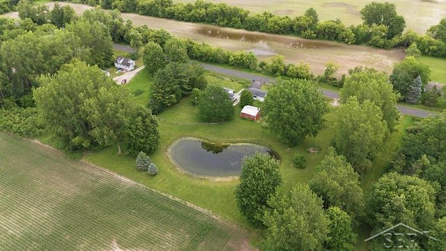 2138 S Smiths Crossing Road, Ingersoll Twp, MI 48640