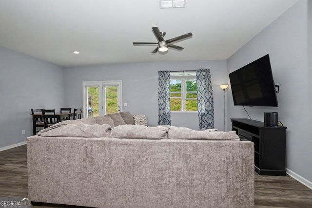 201 Swindon Drive, Mcdonough, GA 30253