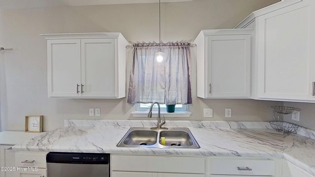 1003 Marston Drive, Jacksonville, NC 28540