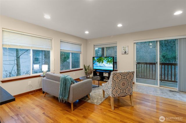 6 Nighthawk Circle, Bellingham, WA 98229