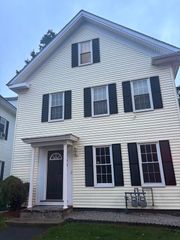 20 St Marys Sq 1, Taunton, MA 02780