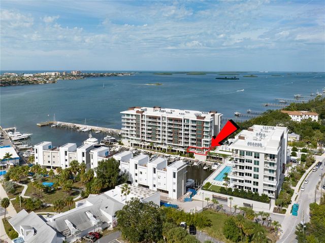 920 N OSCEOLA AVENUE 201, Clearwater, FL 33755