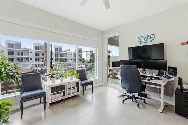 920 N OSCEOLA AVENUE 201, Clearwater, FL 33755