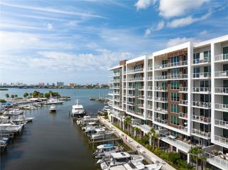 920 N OSCEOLA AVENUE 201, Clearwater, FL 33755