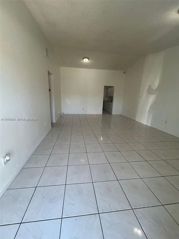 28018 SW 141st Pl, Homestead, FL 33033