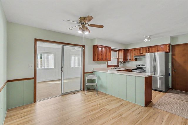23275 N Uldriks Drive, Battle Creek, MI 49017